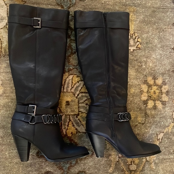 JustFab Shoes - Ladies black heeled boots from Just Fab. Size 8.